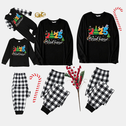 Black and White Plaid Christmas Pajamas Set With "2025 Merry Christmas" Text Print