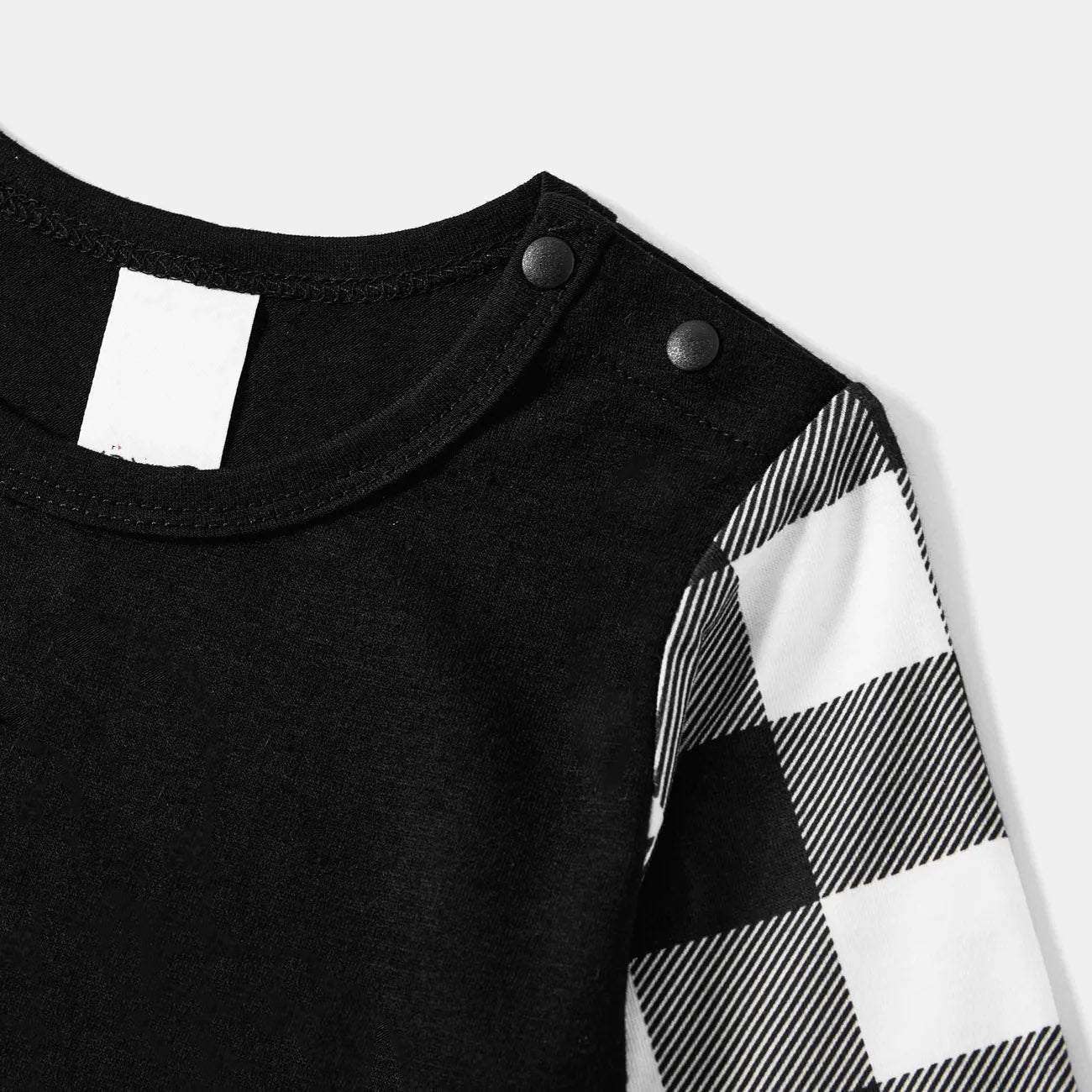 Black and White Plaid Christmas Pajamas Set With Grinch and Snowman Print