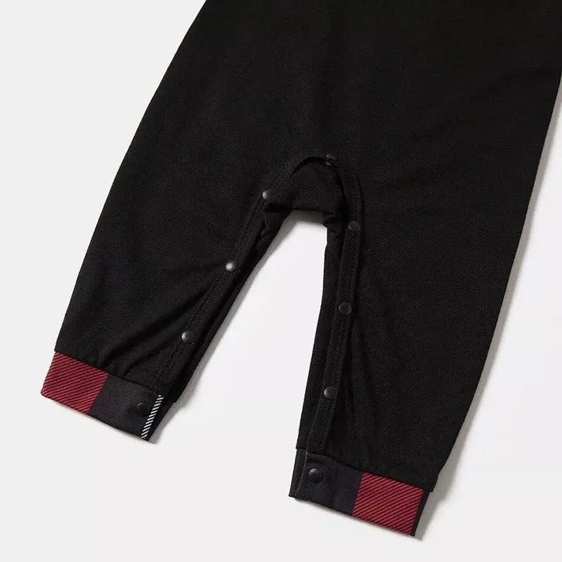 "We are Family2025" Santa Hat Monogram Print Letter Red & Black & Grey & White Plaid Family Matching Pajamas